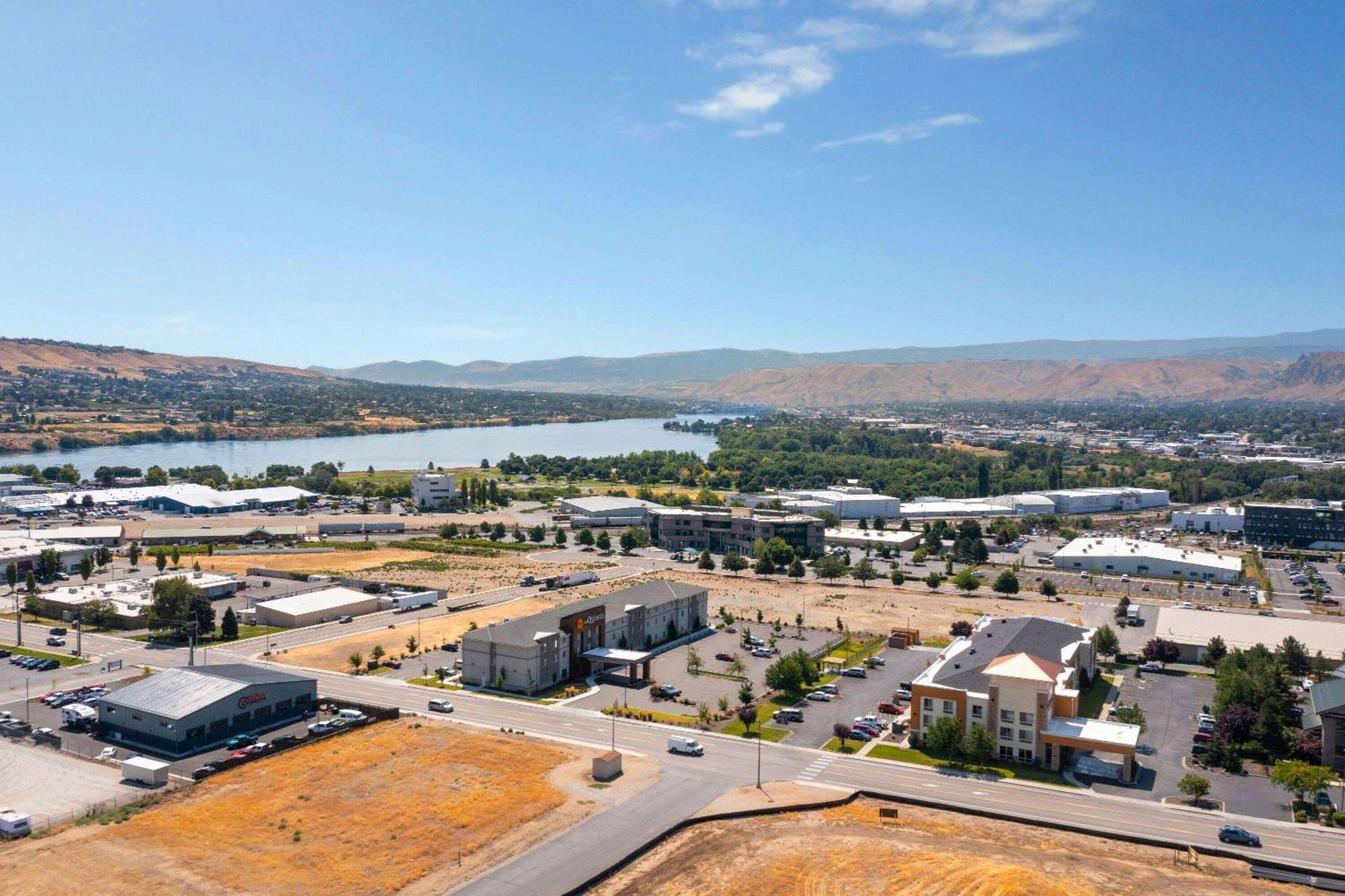 La Quinta Inn & Suites By Wyndham Wenatchee Exterior foto